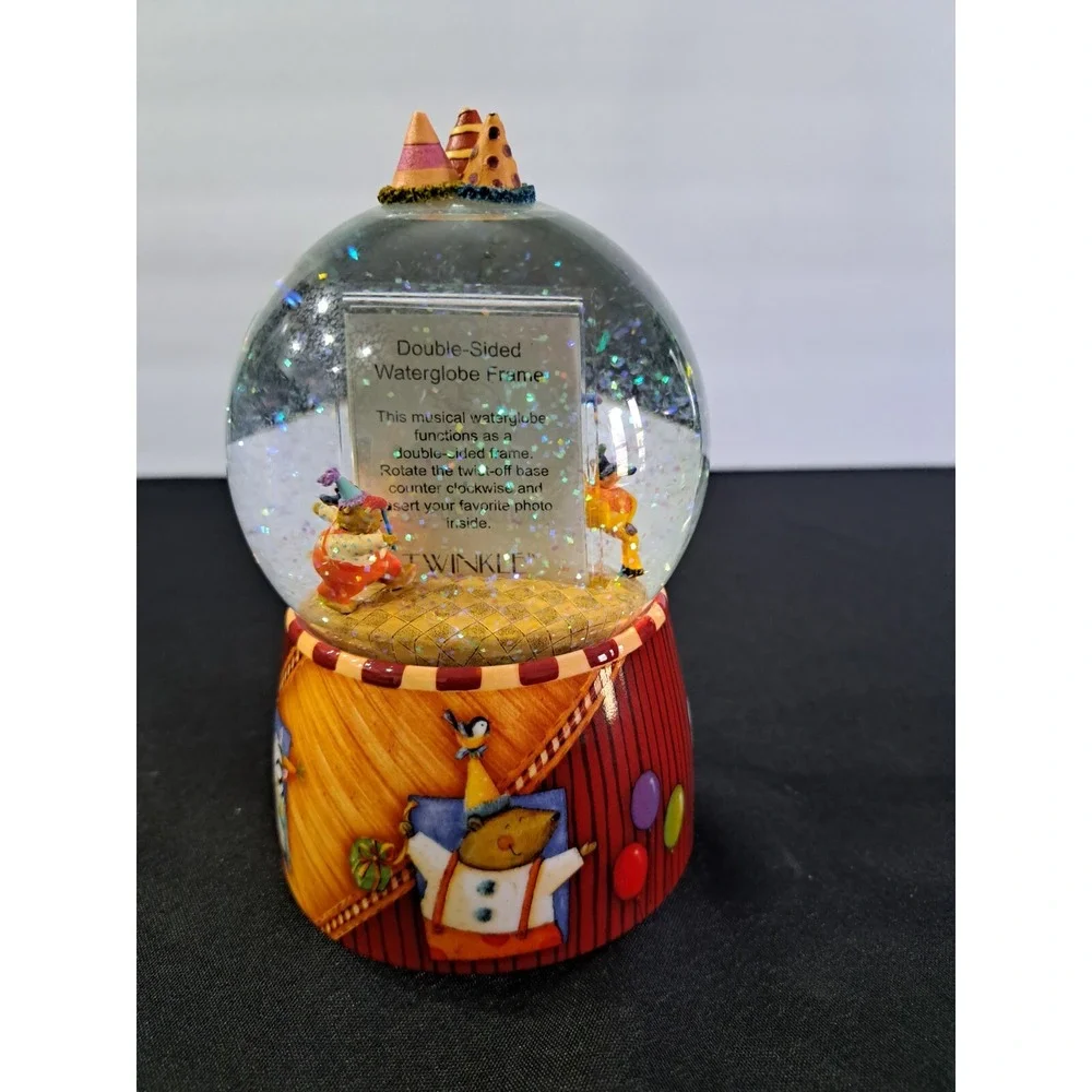 Two by Two, Picture‎ Frame Musical Water/Snow Globe by Twinkle, Inc.